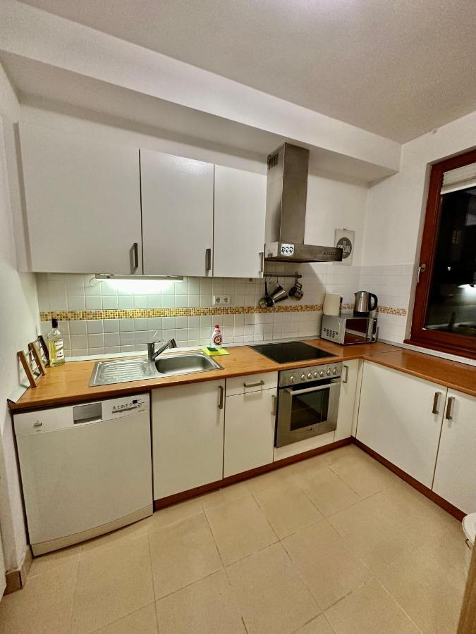 Central Apartment With Balcony Budapesta Exterior foto
