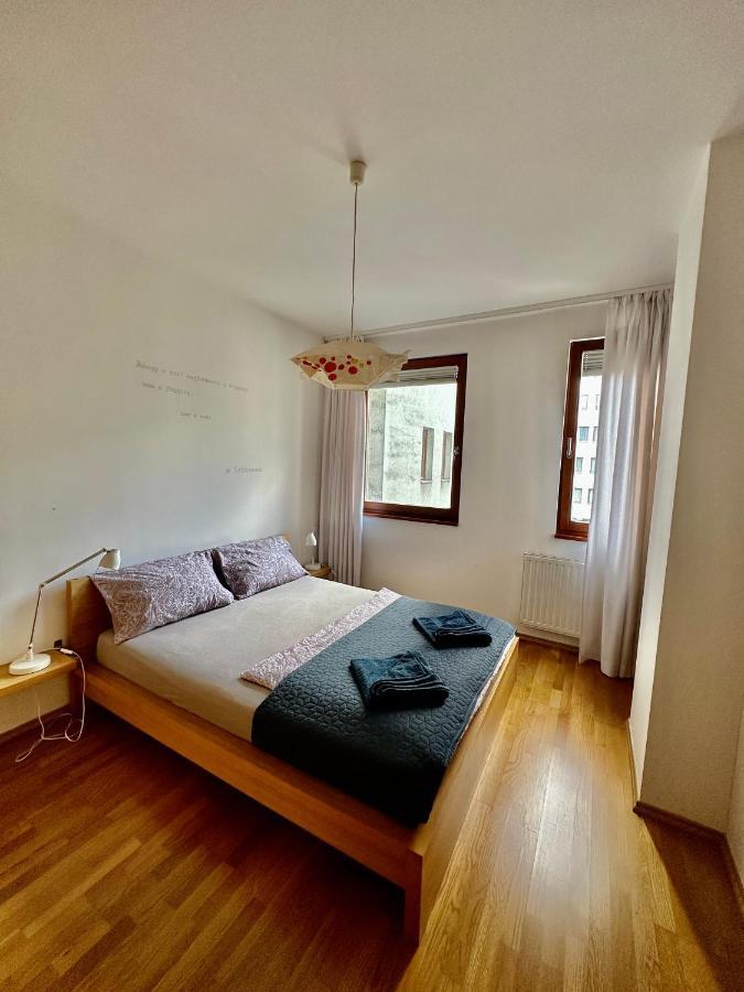 Central Apartment With Balcony Budapesta Exterior foto