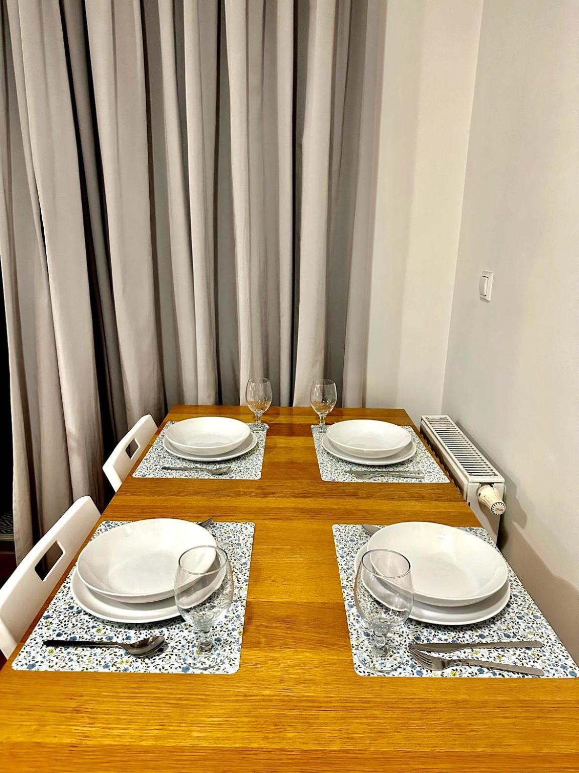 Central Apartment With Balcony Budapesta Exterior foto
